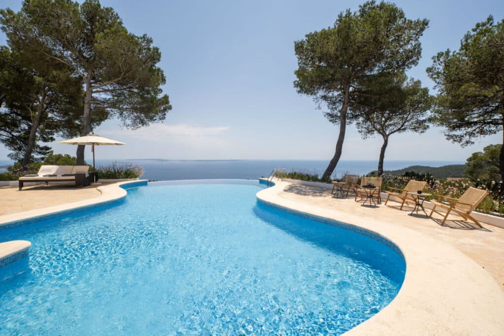 Casa Maria - Luxury Villa in Ibiza with Infinity Pool