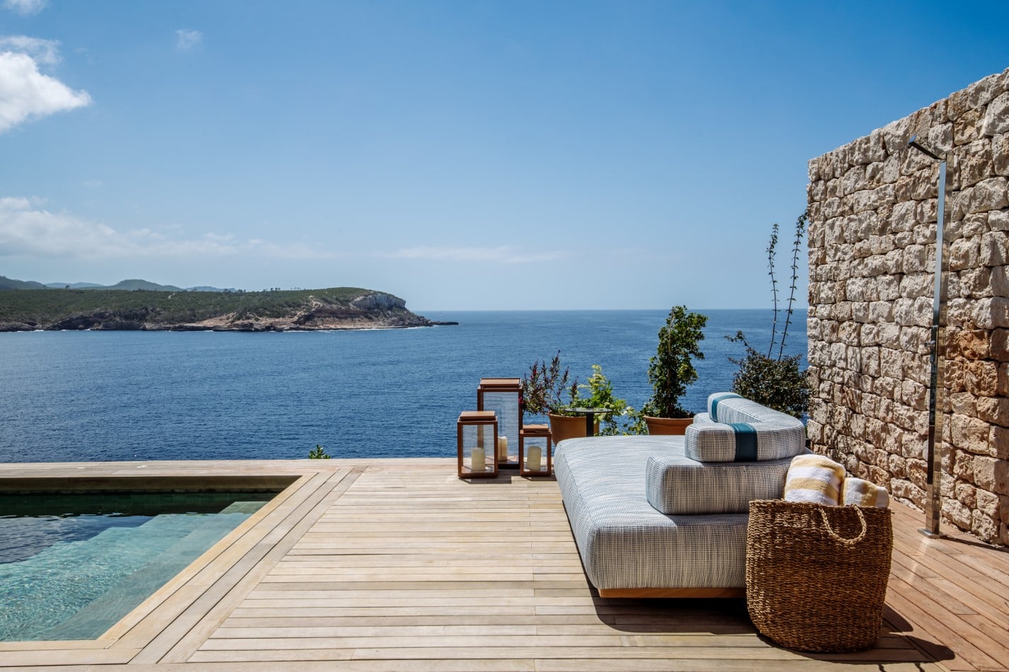 Mansion Cliff Premium Ibiza Villa